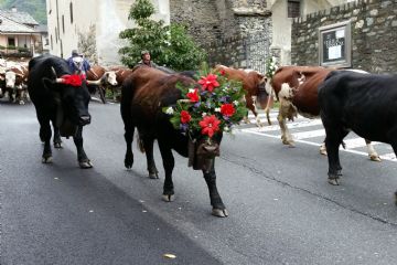 Sfilata nelle vie del paese