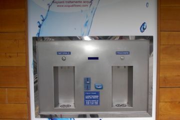 Distributore