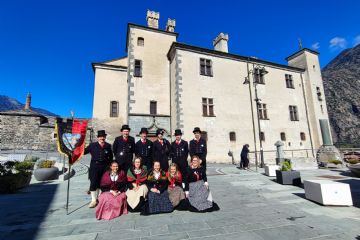 Gruppo folkloristico "Li Tsoque d'Ayas"